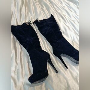 Liliana Black Heeled Boots